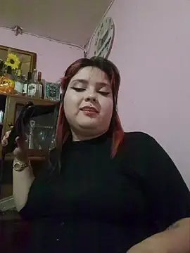 Snapshot of curvy_latina chatting on 14, 7, 2026 curvy latina online show from 14, 7, 2026