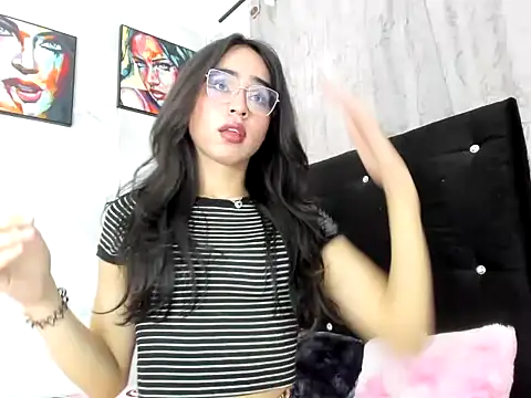 Snapshot of katalina_latin20 chatting on 1, 6, 2026 katalina latin20 online show from 1, 6, 2026