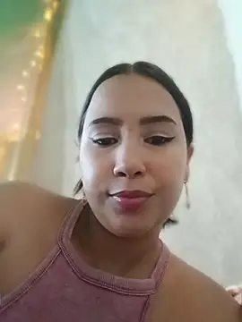 shantall cute online show from 20, 6, 2026