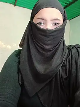 shantall cute online show from 25, 6, 2026