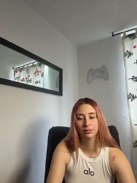 Snapshot of Sophia_LuxxX chatting on 1, 7, 2026 Sophia LuxxX online show from 1, 7, 2026