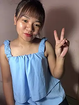 Snapshot of Ari_baby9 chatting on 4, 7, 2026 Ari baby9 online show from 4, 7, 2026
