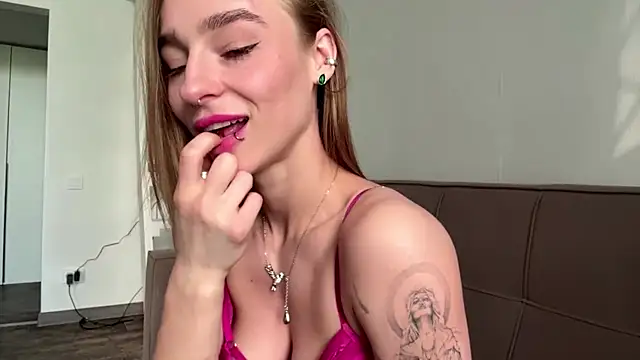 amilia-sexygirl online show from 8, 6, 2026
