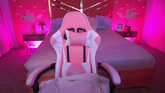 LilitMurrr online show from 17, 6, 2026
