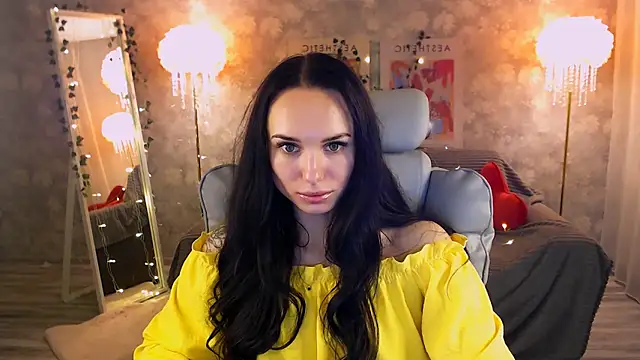 NicoleMerz online show from 26, 6, 2026