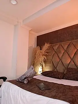 Snapshot of ThaliaHall_1 chatting on 9, 7, 2026 ThaliaHall 1 online show from 9, 7, 2026