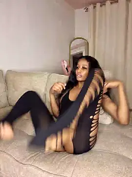 kiki sexxy online show from 27, 6, 2026