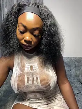 Hot Candyy  online show from 23, 6, 2026
