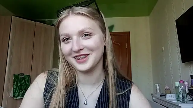 Snapshot of NorineGressett chatting on 11, 6, 2026 NorineGressett online show from 11, 6, 2026
