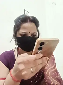 Snapshot of Karishma_bhabi3 chatting on 7, 7, 2026 Karishma bhabi3 online show from 7, 7, 2026