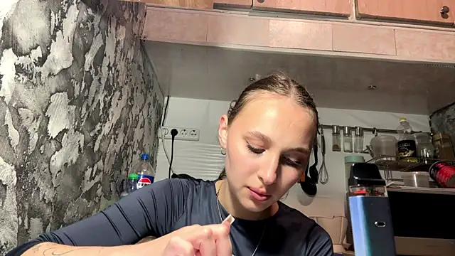 AlidaReff online show from 29, 5, 2026