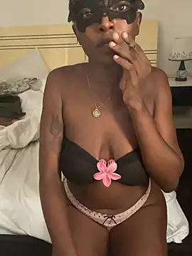 Honeybeespecial online show from 28, 6, 2026