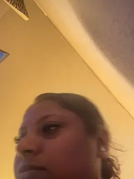 Snapshot of LittleMissGrippy chatting on 22, 7, 2026 LittleMissGrippy online show from 22, 7, 2026