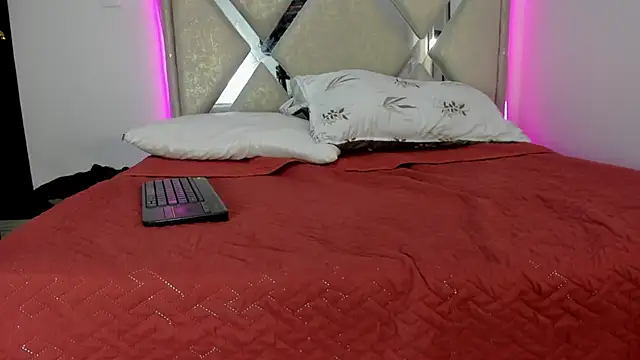 Lucas cruz1 online show from 19, 6, 2026