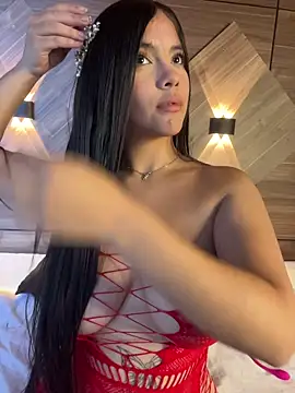 Lara petit online show from 12, 7, 2026