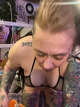 addiashtray online show from 30, 5, 2026