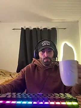 Aaron hyuga online show from 6, 6, 2026