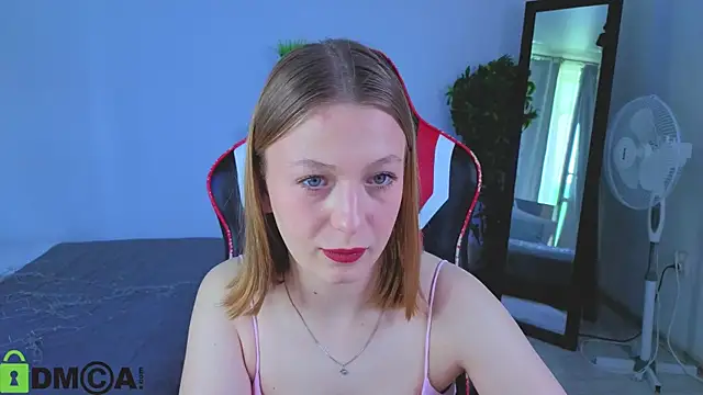 Snapshot of BeatriceLoven chatting on 6, 6, 2026 BeatriceLoven online show from 6, 6, 2026