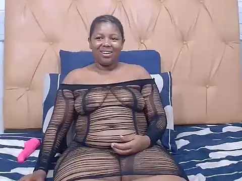 Snapshot of Mellowkittyyellow chatting on 21, 6, 2026 Mellowkittyyellow online show from 21, 6, 2026