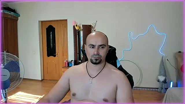 Snapshot of -SexyDaddy- chatting on 26, 6, 2026 -SexyDaddy- online show from 26, 6, 2026