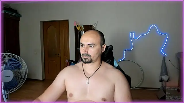 Snapshot of -SexyDaddy- chatting on 5, 7, 2026 -SexyDaddy- online show from 5, 7, 2026