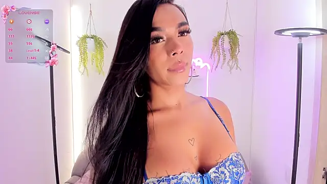  Tinaqueen online show from 6, 6, 2026