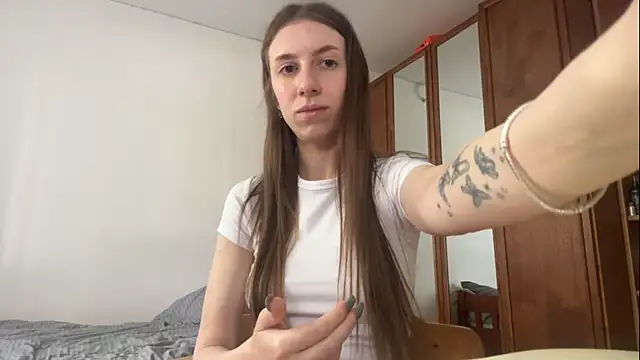 Snapshot of KathlineSutherlin chatting on 31, 5, 2026 KathlineSutherlin online show from 31, 5, 2026