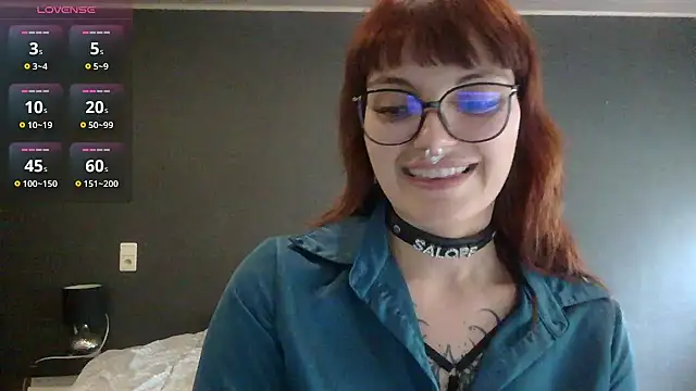 Roxane Bloodycherry online show from 18, 6, 2026