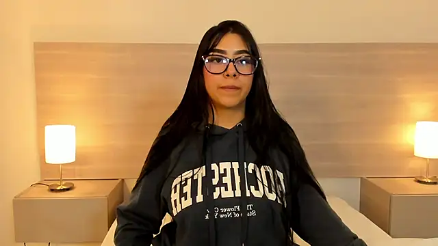 Snapshot of Maya_Parker chatting on 3, 6, 2026 Maya Parker online show from 3, 6, 2026