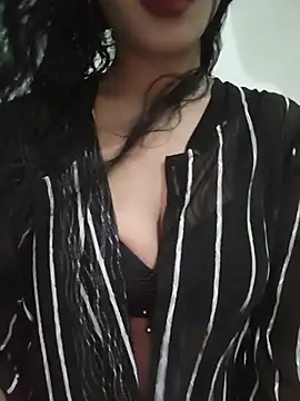 Simmy jaan online show from 5, 8, 2026