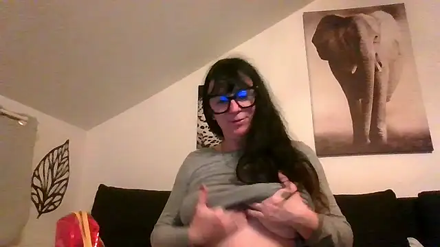 sexujuly88 online show from 28, 4, 2026