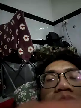 yinsunny314 online show from 28, 7, 2026