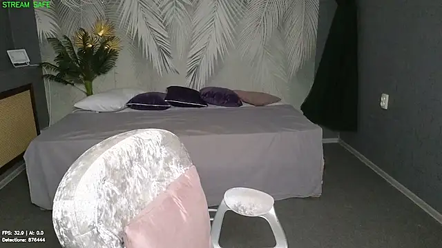 Nola Nurse online show from 21, 7, 2026