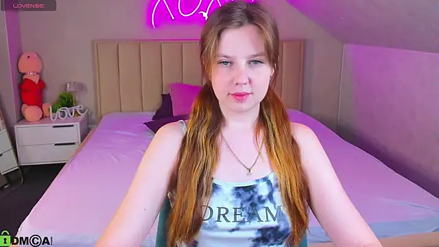 Snapshot of Violeta_Paul chatting on 12, 7, 2026 Violeta Paul online show from 12, 7, 2026