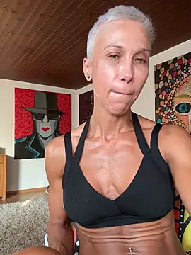 GymQueenCarmen online show from 19, 7, 2026