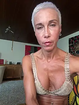 GymQueenCarmen online show from 20, 7, 2026