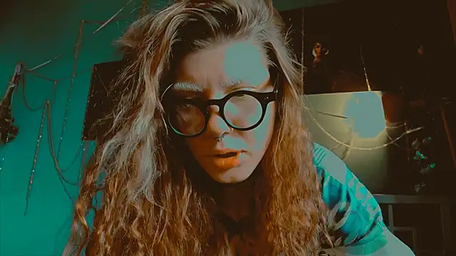 VivienDarkbloom online show from 26, 6, 2026