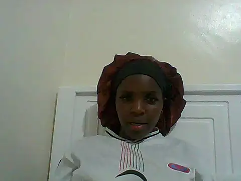 Snapshot of Prettyemie chatting on 3, 6, 2026 Prettyemie online show from 3, 6, 2026