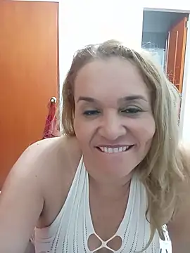 Sara hilton02 online show from 18, 6, 2026