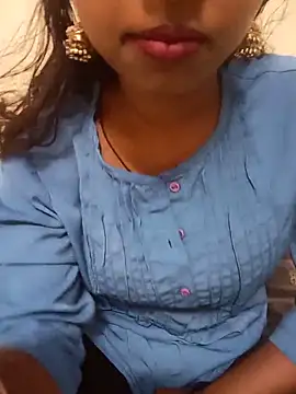 Sexy-Zeenat online show from 22, 6, 2026