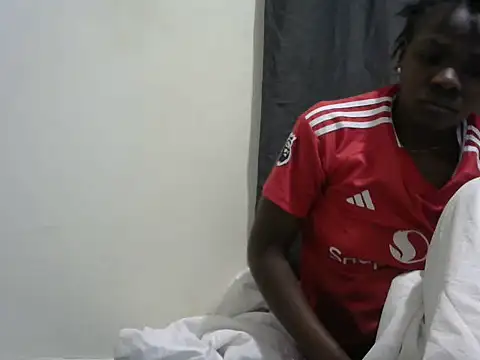 Snapshot of QueenSar chatting on 19, 7, 2026 QueenSar online show from 19, 7, 2026