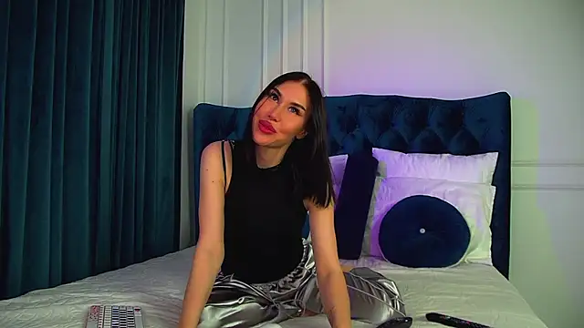 KaylaMous online show from 17, 7, 2026