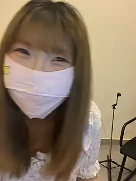 Snapshot of QIQI-QIQI-01 chatting on 14, 7, 2026 QIQI-QIQI-01 online show from 14, 7, 2026