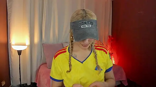 sensual fer online show from 27, 6, 2026