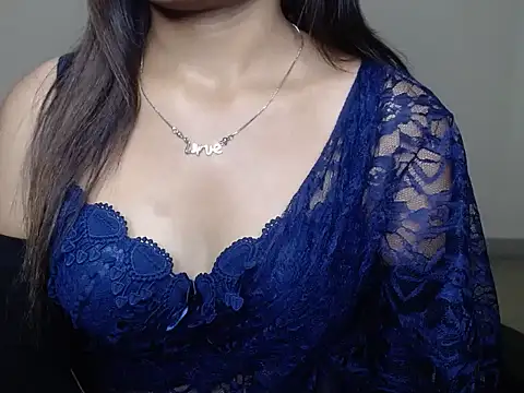 Snapshot of Elle_lala chatting on 10, 6, 2026 Elle lala online show from 10, 6, 2026
