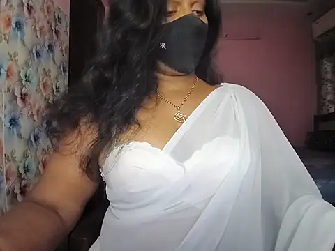 Snapshot of Meenakshy chatting on 5, 6, 2026 Meenakshy online show from 5, 6, 2026