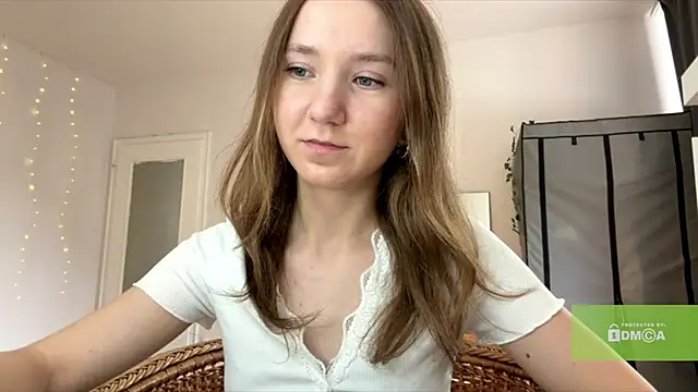 smalllisa online show from 30, 6, 2026