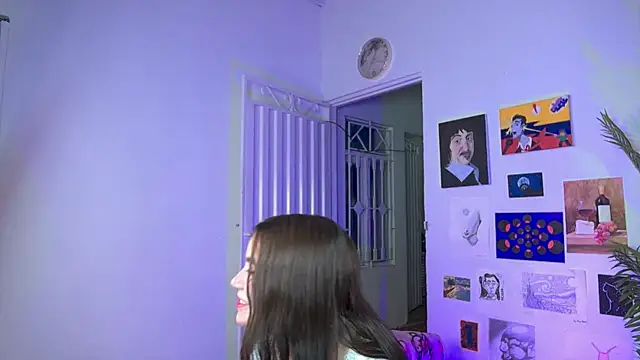 Moon-Pixie online show from 5, 6, 2026