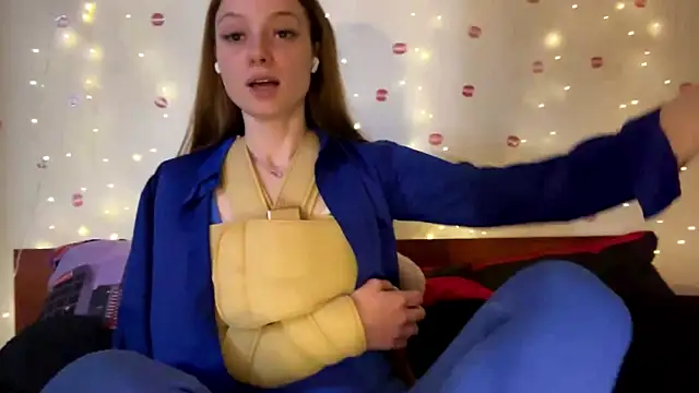 itskylieee online show from 16, 6, 2026