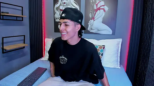 Snapshot of Axel_Mendozaa chatting on 21, 6, 2026 Axel Mendozaa online show from 21, 6, 2026